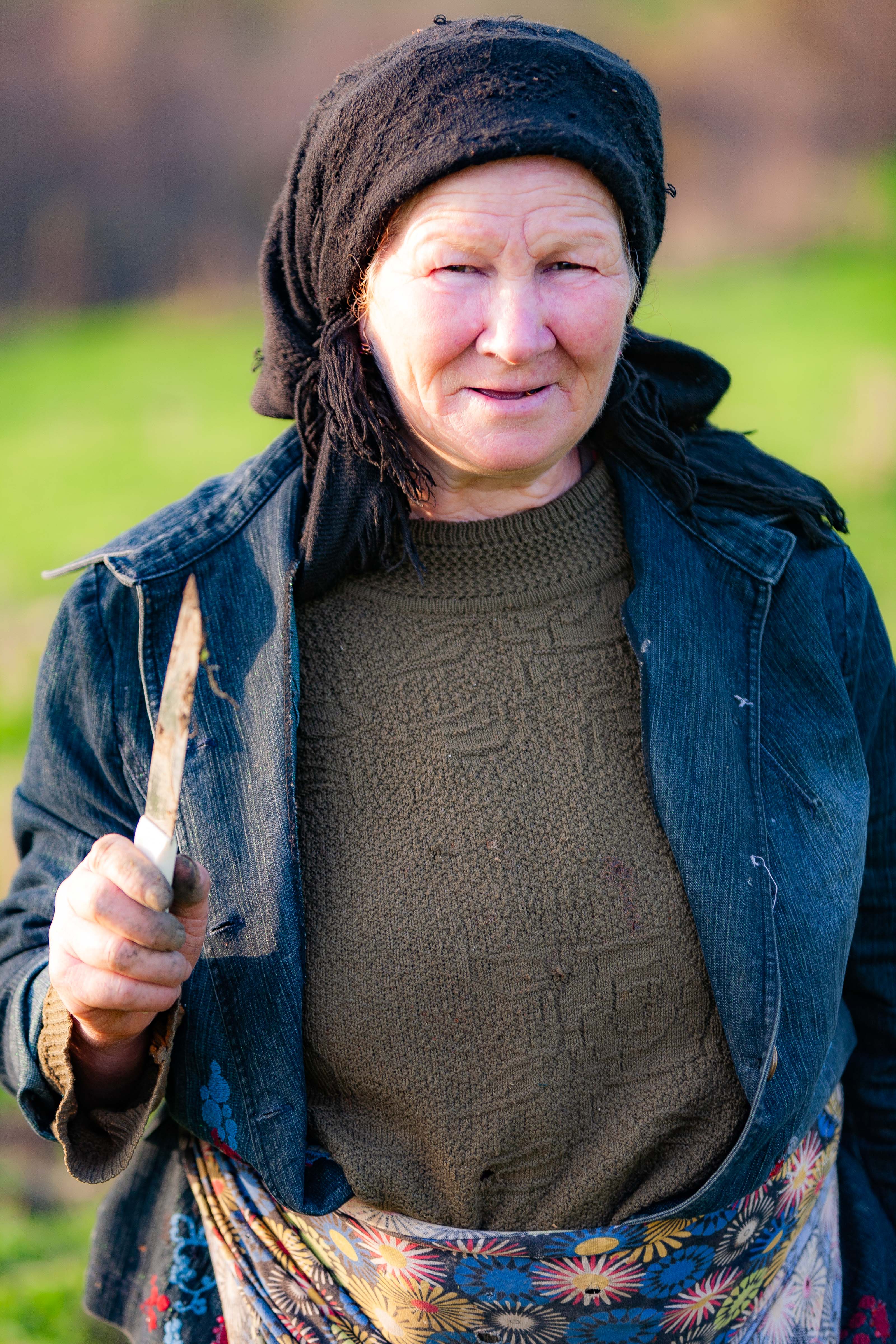 Azerbaijan, Ismayilli Prov, Woman With Knife, 2009, IMG 8159