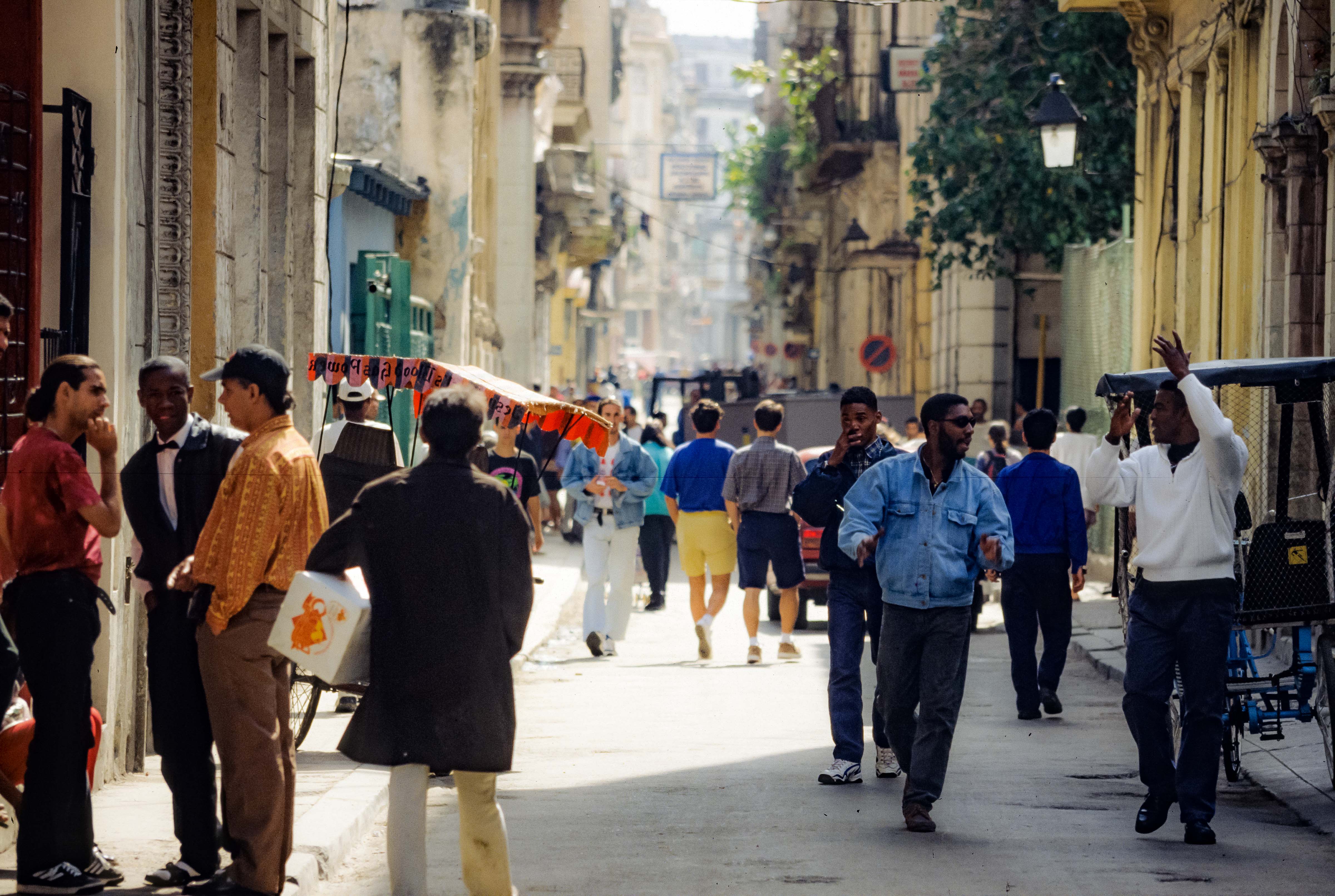 Cuba, Street Scene, 1997