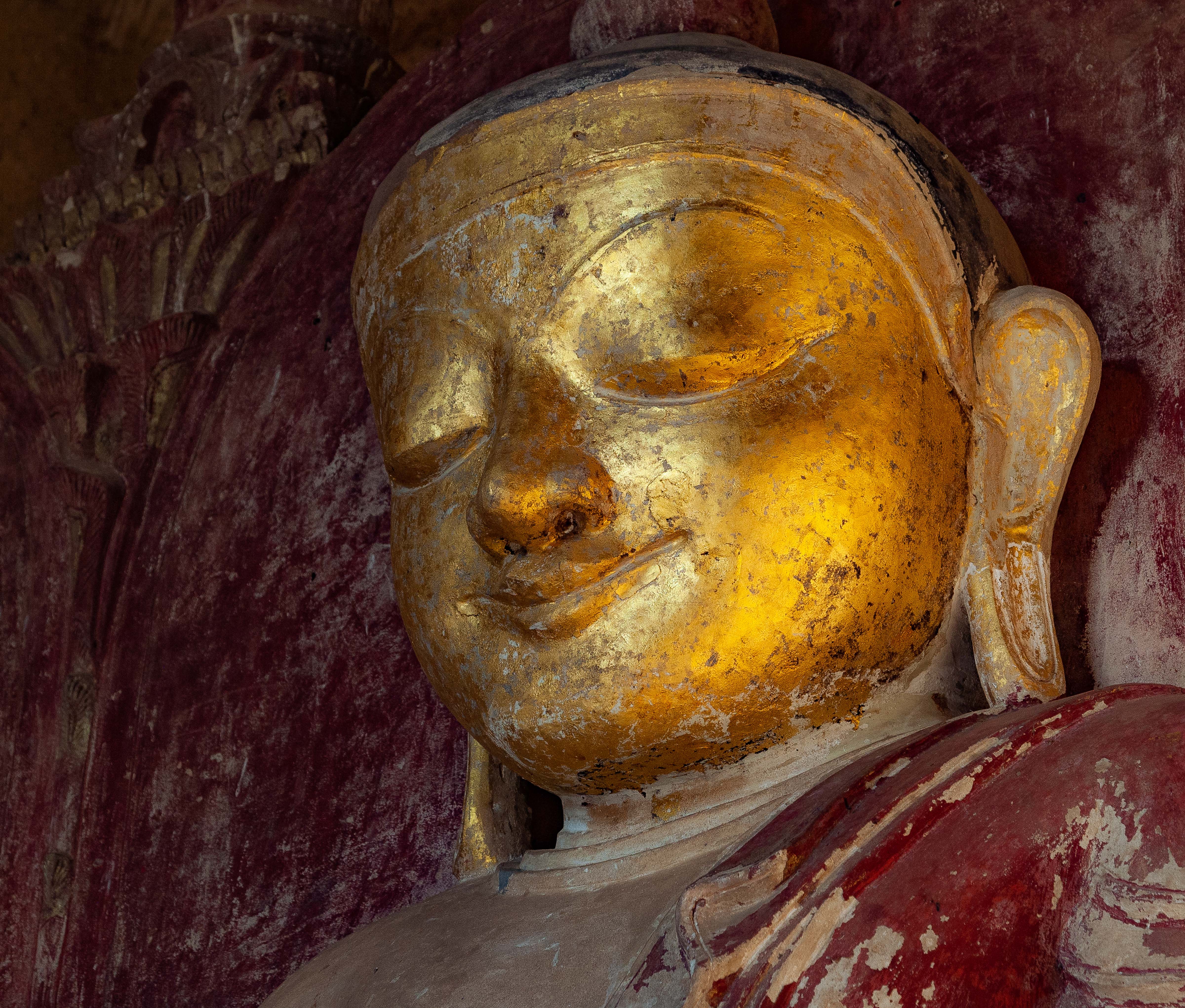 Myanmar, Mandalay Prov, Bagan Temple Buddha, 2009, IMG 5029