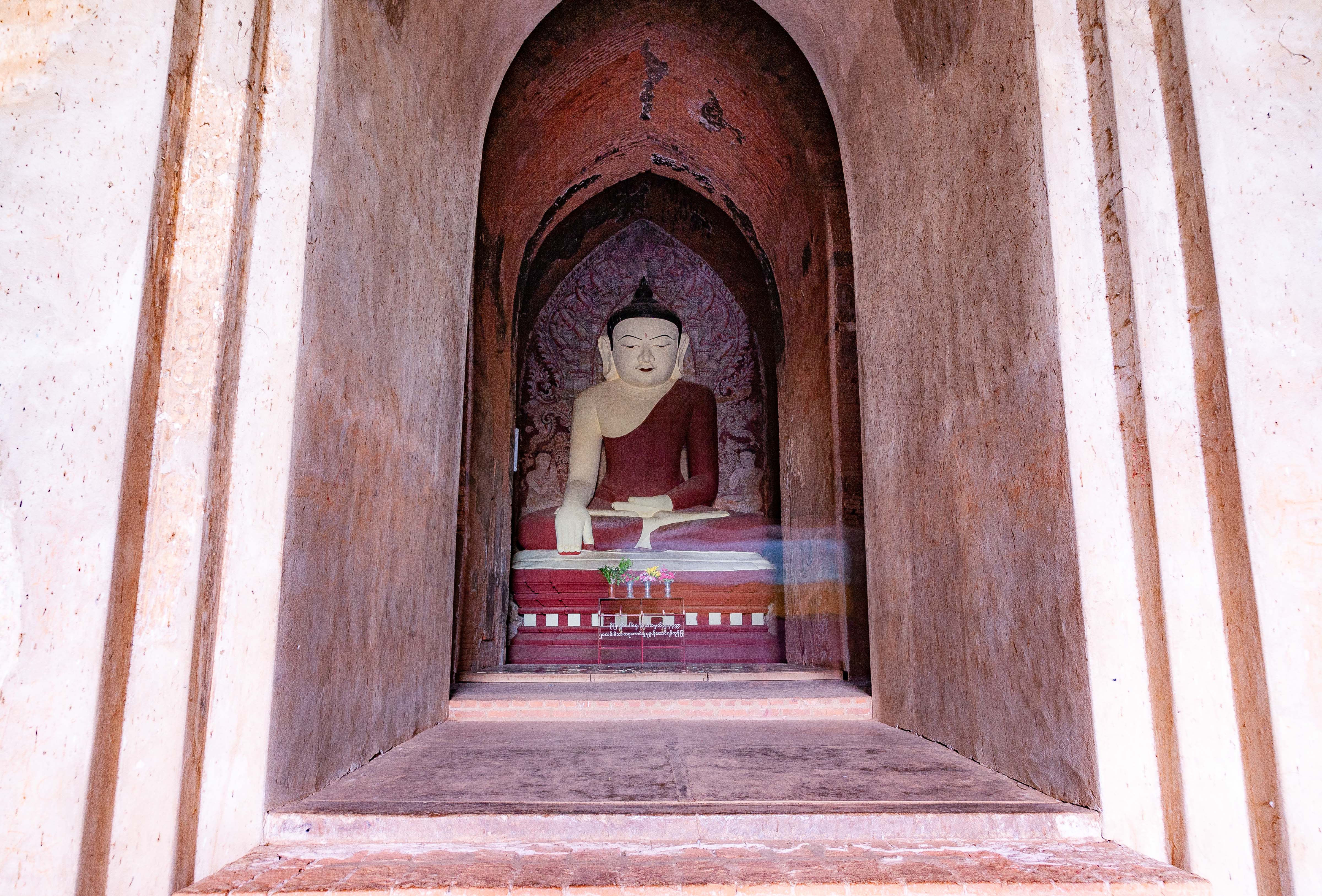 Myanmar, Mandalay Prov, Bagan Temple Buddha, 2009, IMG 5032