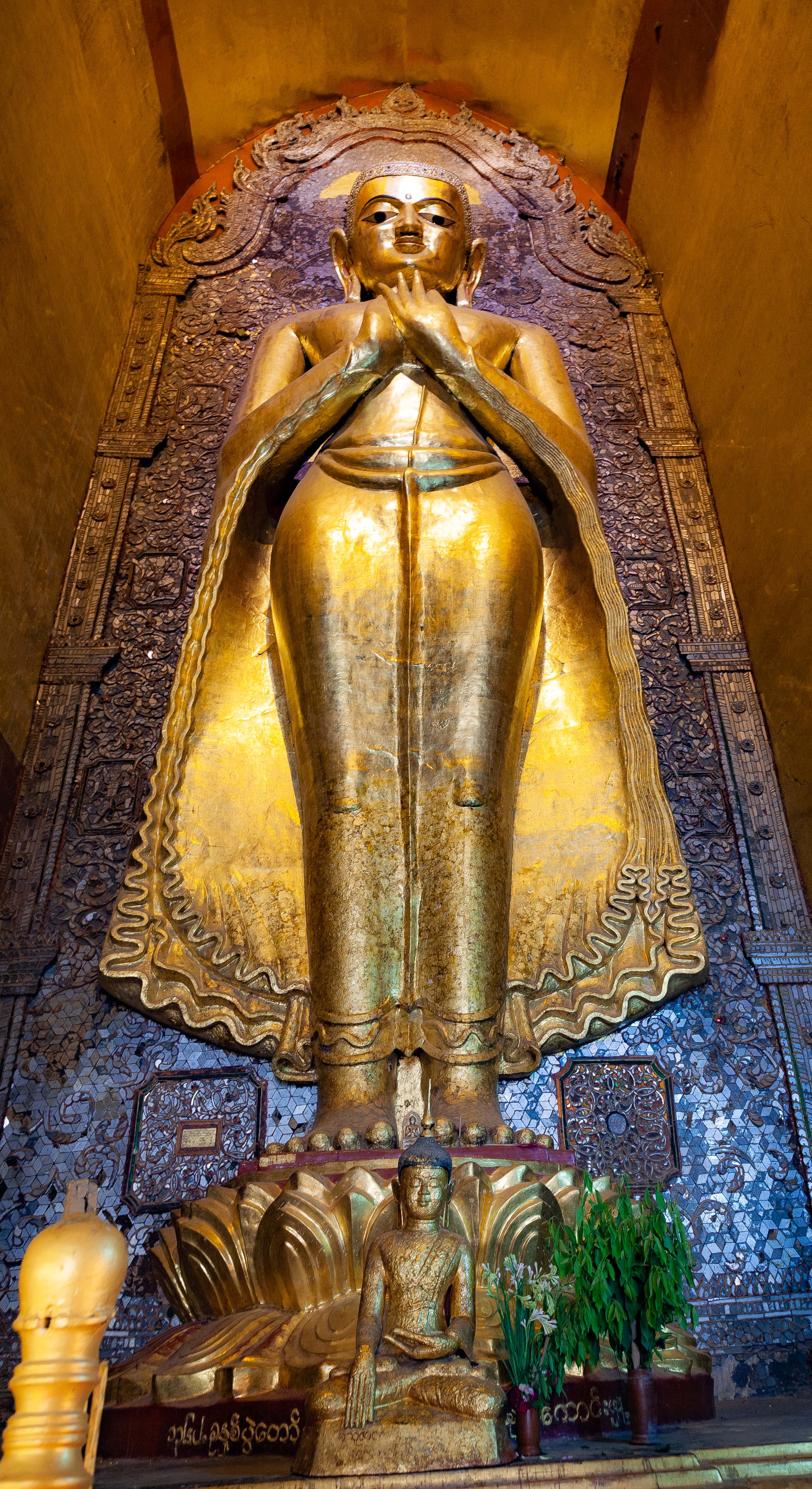 Myanmar, Mandalay Prov, Bagan Temple Interior, 2009, IMG 4978