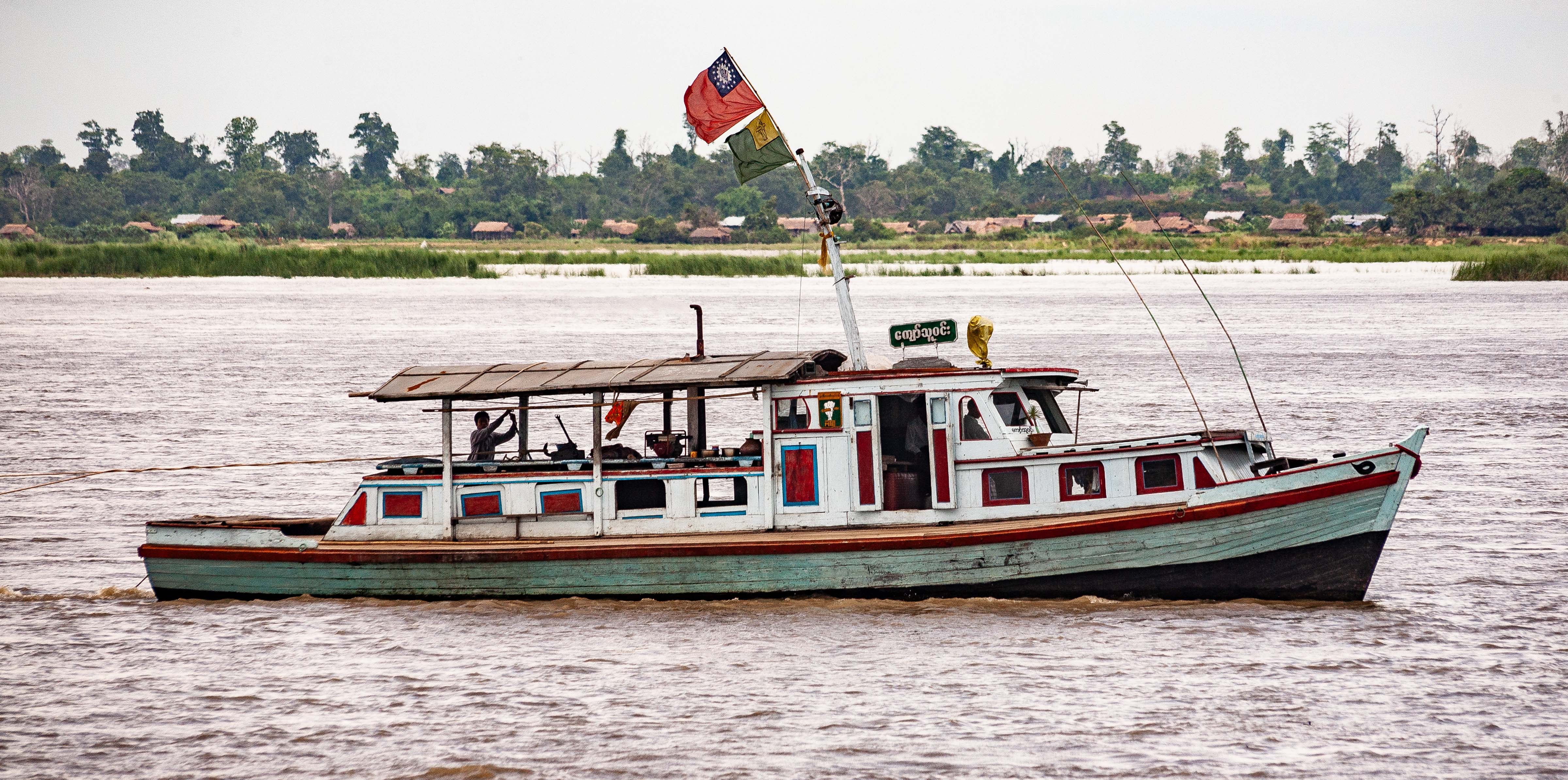 Myanmar, Unknown Prov, Boat Scene, 2009, IMG 3749