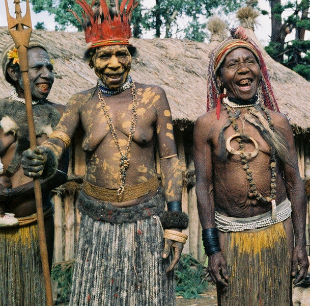 Papua New Guinea, Gera Women, 1983