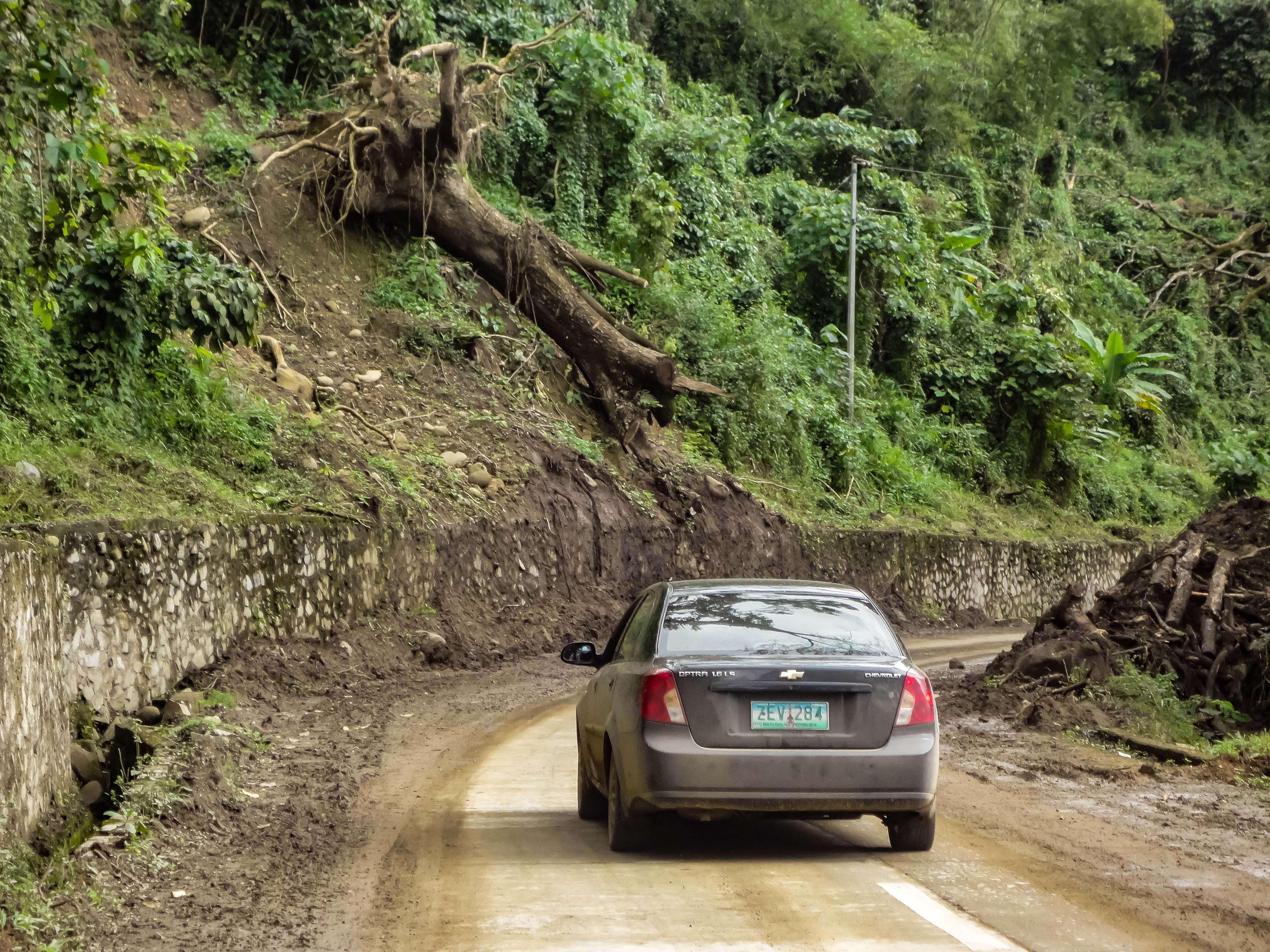 Philippines, Kalinga Prov, Tree And Car, 2011, DSC00287