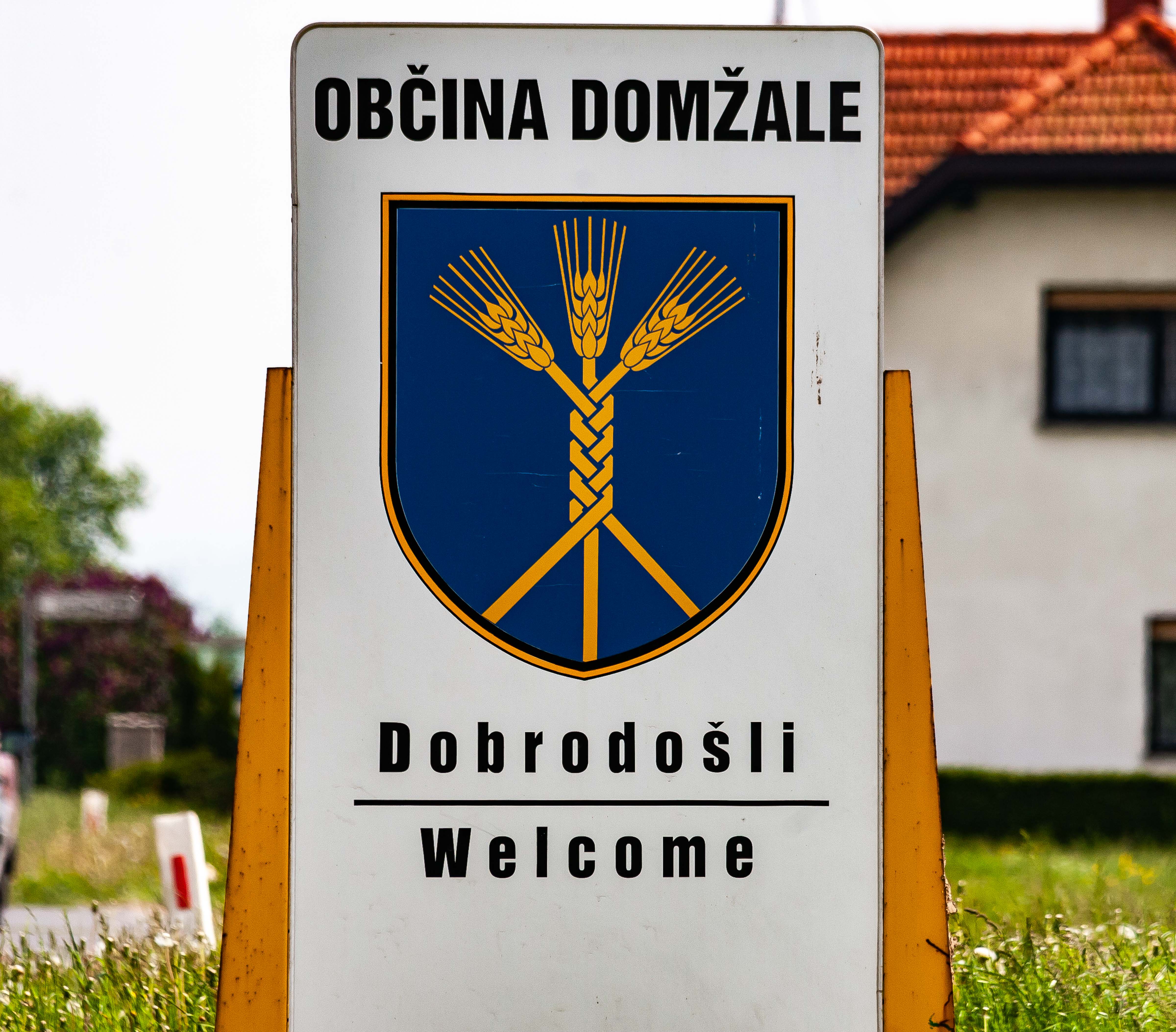 Slovenia, Domzale Prov, Welcome To Domzale Obcina, 2006, IMG 6067