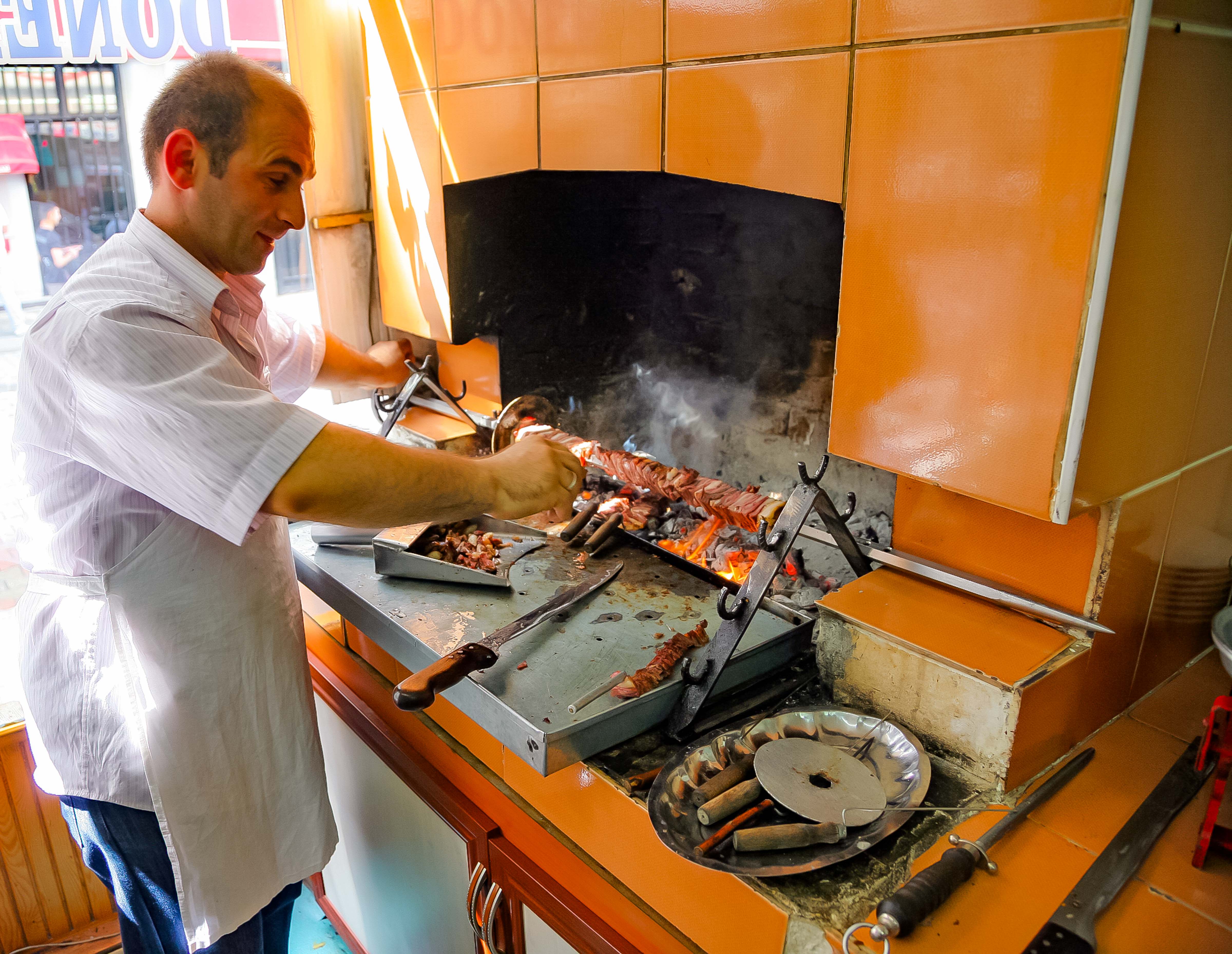 Turkey, Artvin Prov, Kebab Chef, 2010, IMG 7655