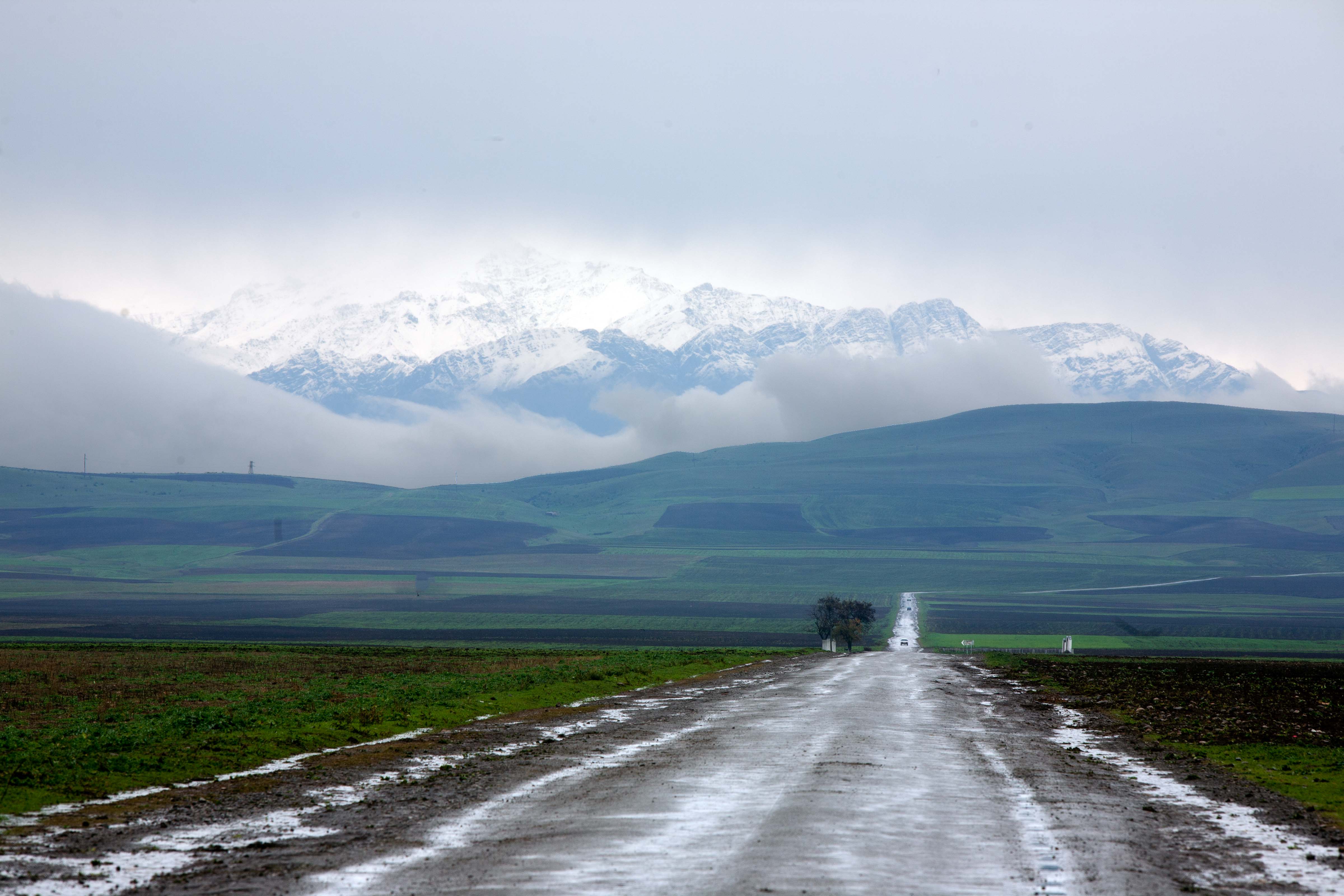 Azerbaijan, Shaki (SAK) Prov, Road And Mountains, 2009, IMG 8502