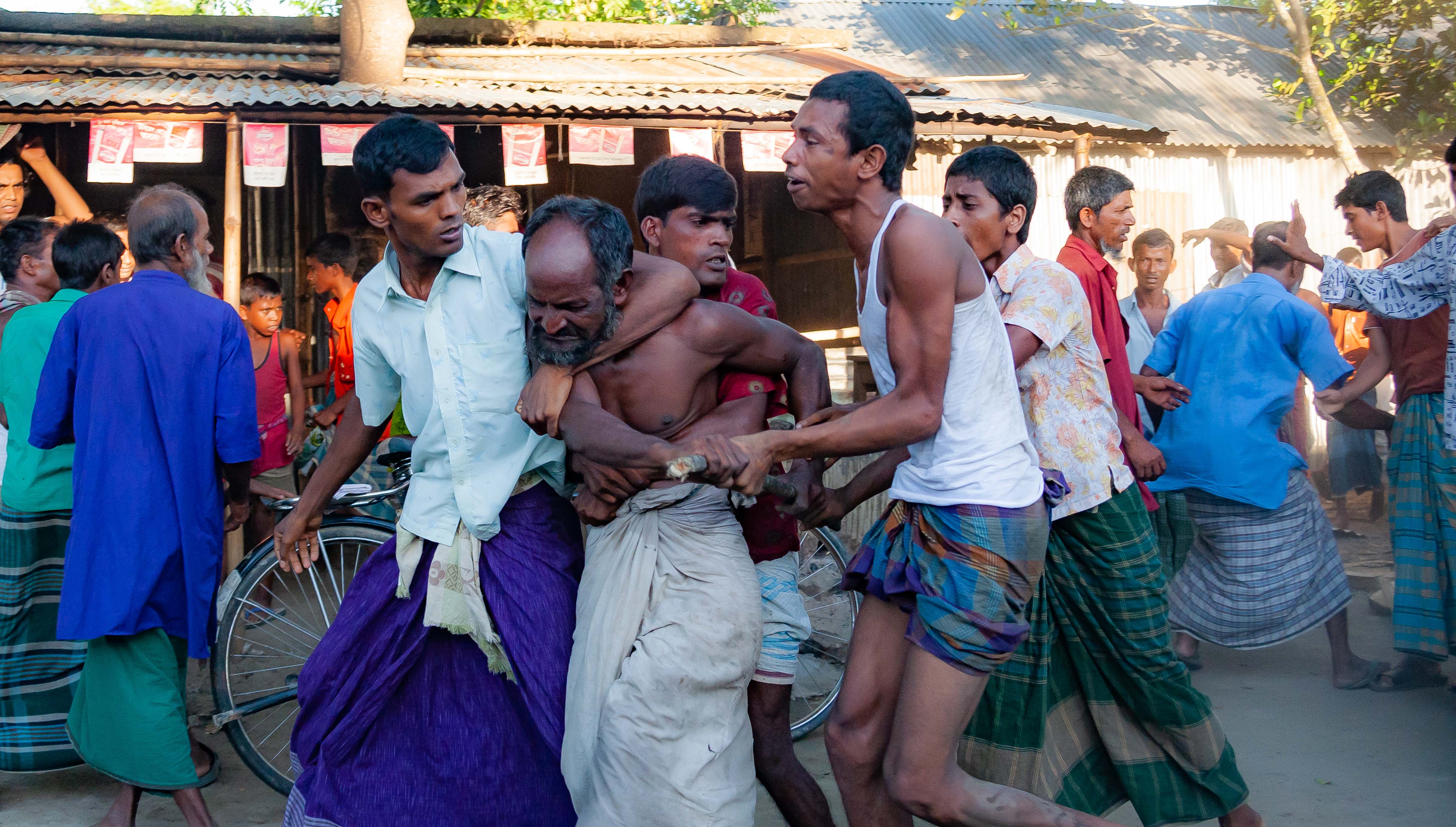 Bangladesh, Sherpur Prov, Crowd Accosts Old Man, 2009, IMG 8840