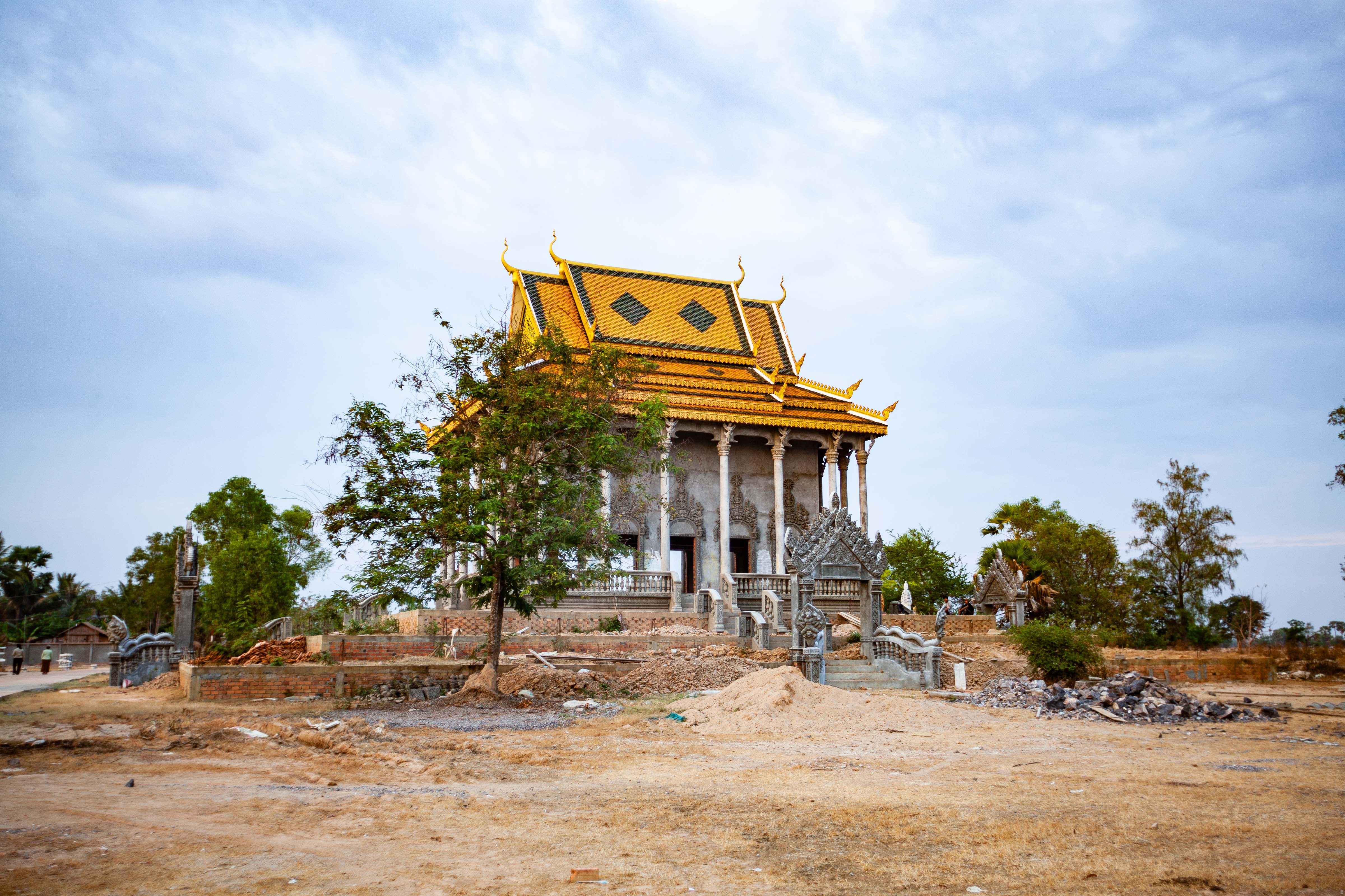 Cambodia, Pousaat Prov, Temple Under Construction, 2011, IMG 9593