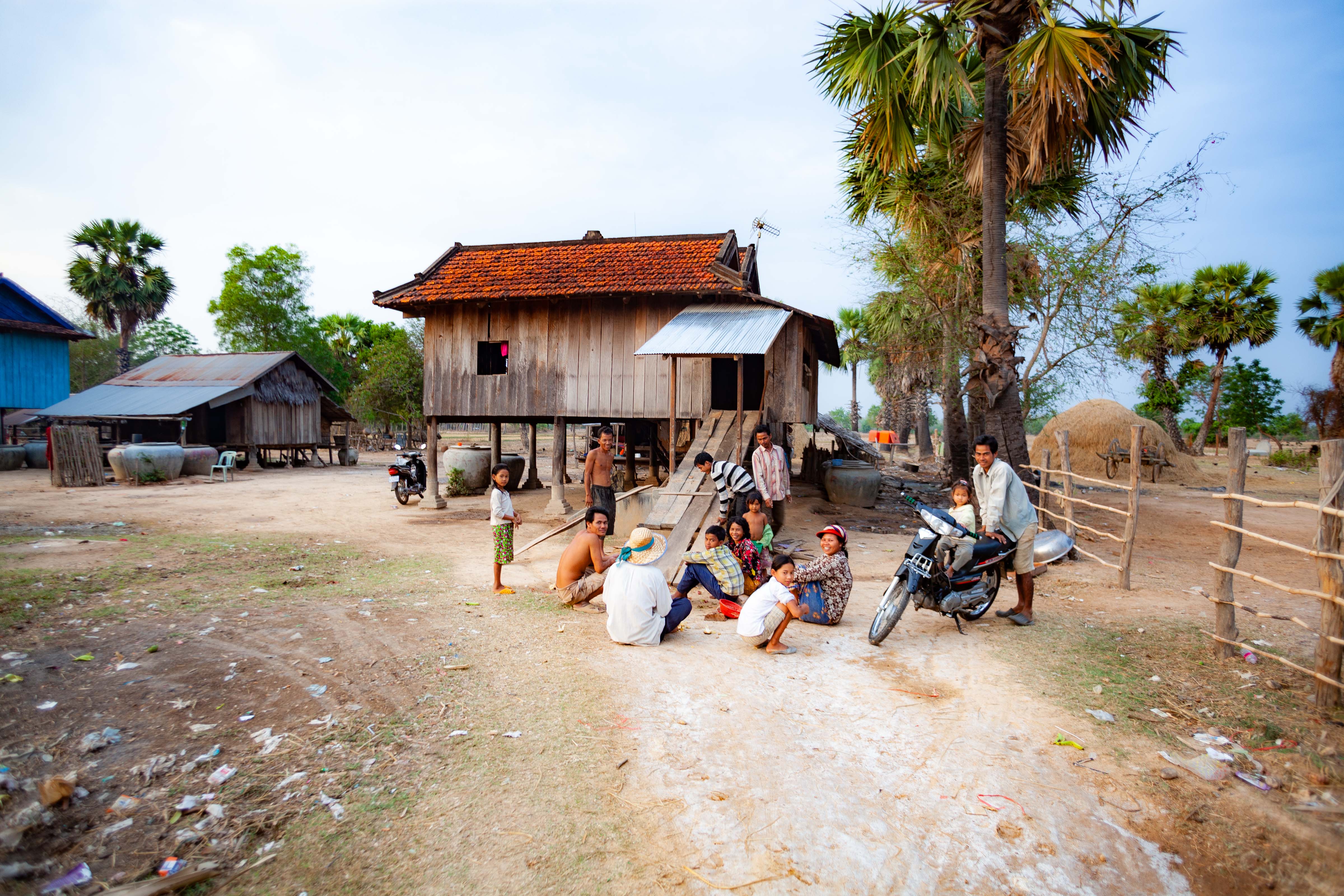 Cambodia, Pousaat Prov, Village House, 2011, IMG 9605