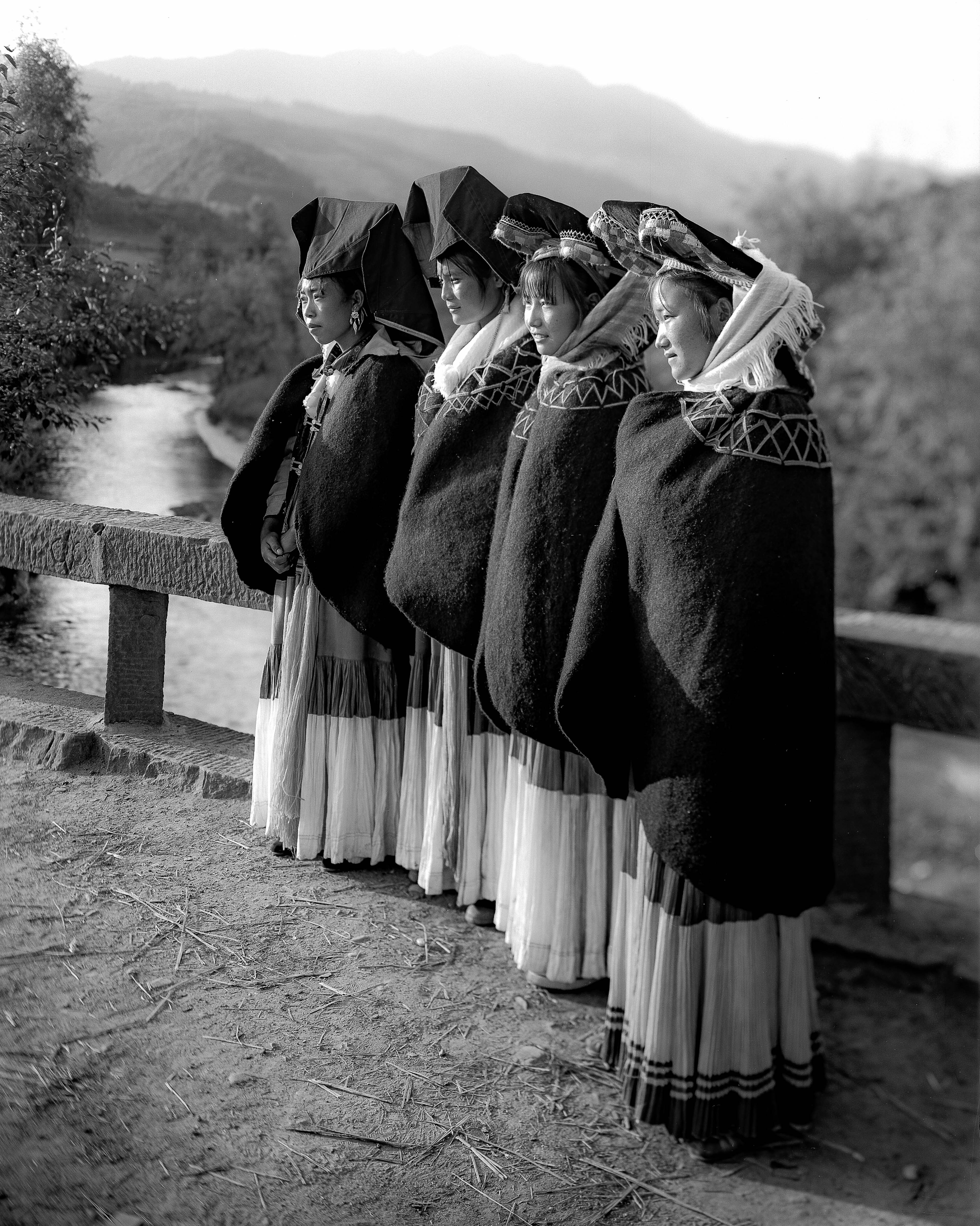 China, Yunnan Prov, Yi Girls, 1991, N012