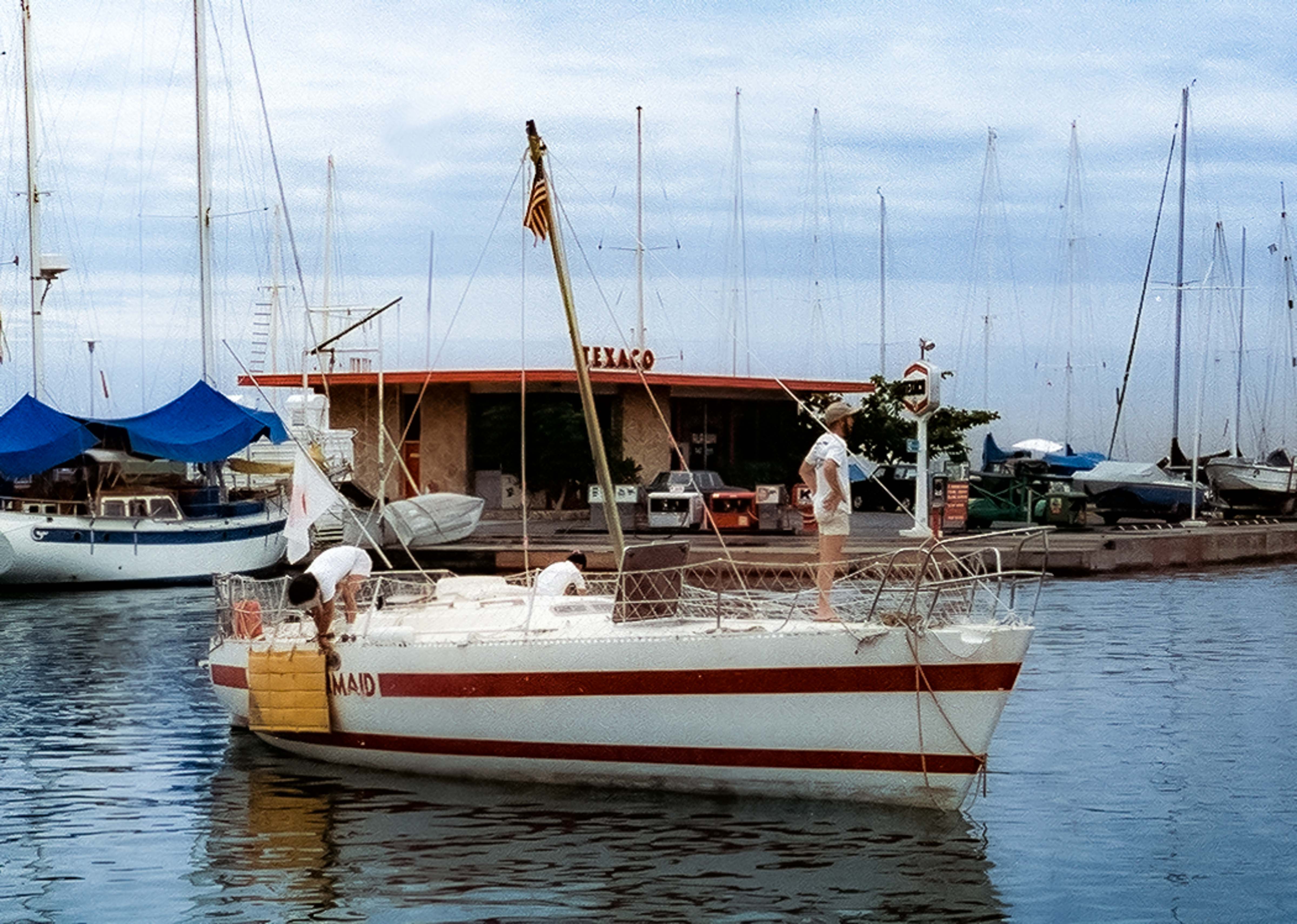Hawaii, Boat Hit By Hurricane, 1982