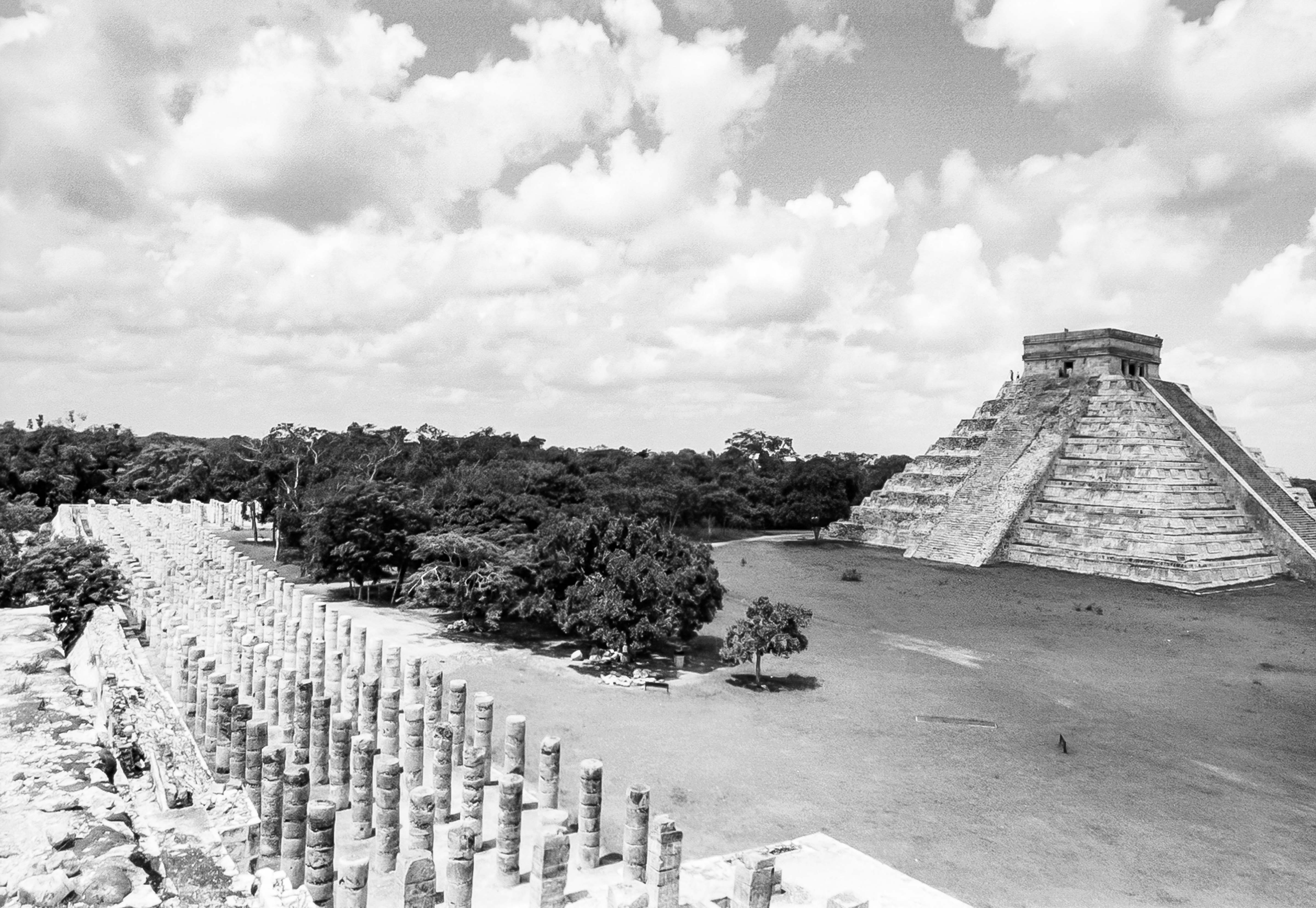 Mexico, Yucatan, Chichenitza, 1993