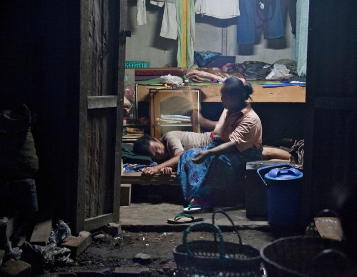 Myanmar, Kachin Prov, House Scene, 2009, IMG 3354