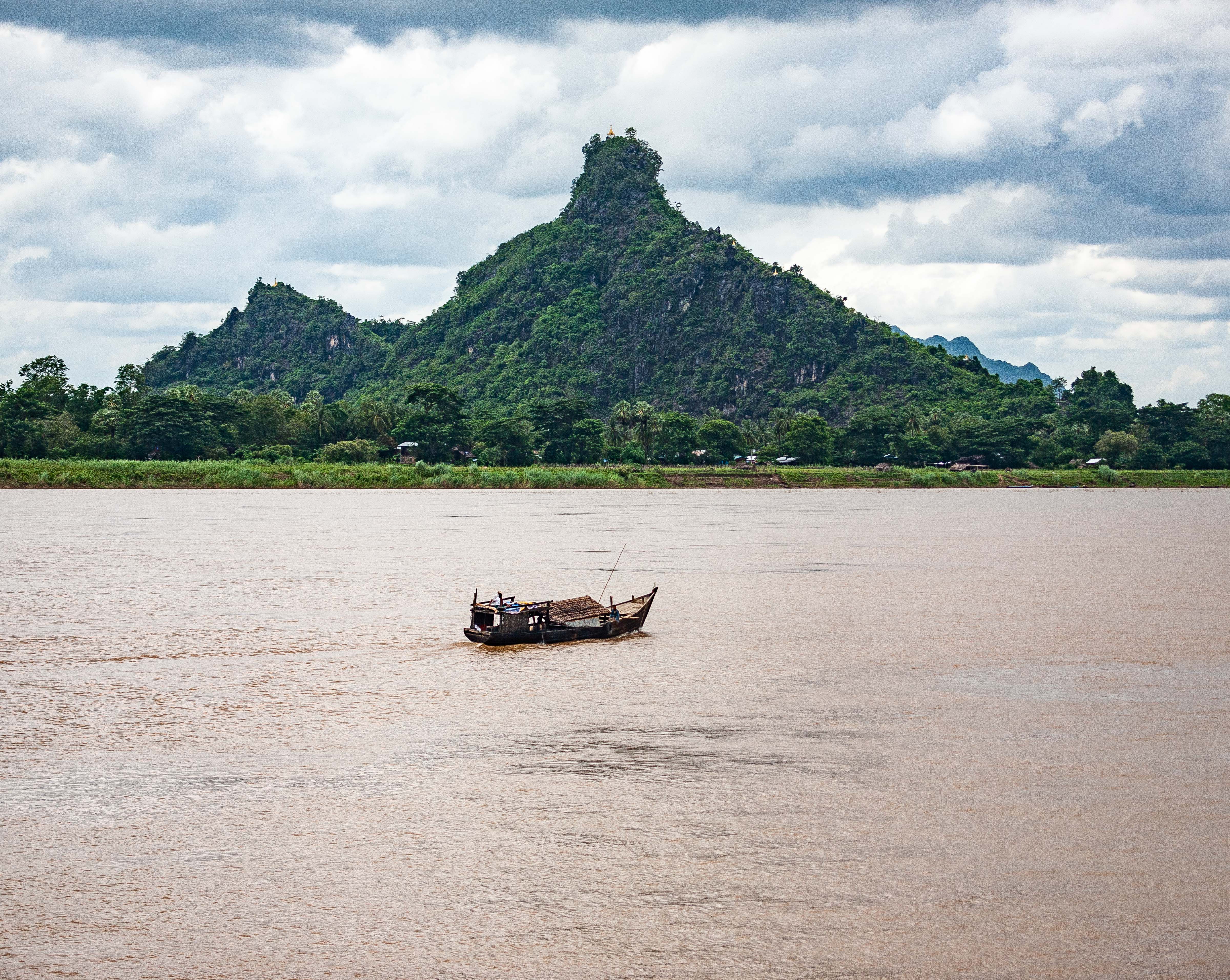 Myanmar, Kayin Prov, Riverboat, 2009, IMG 0194