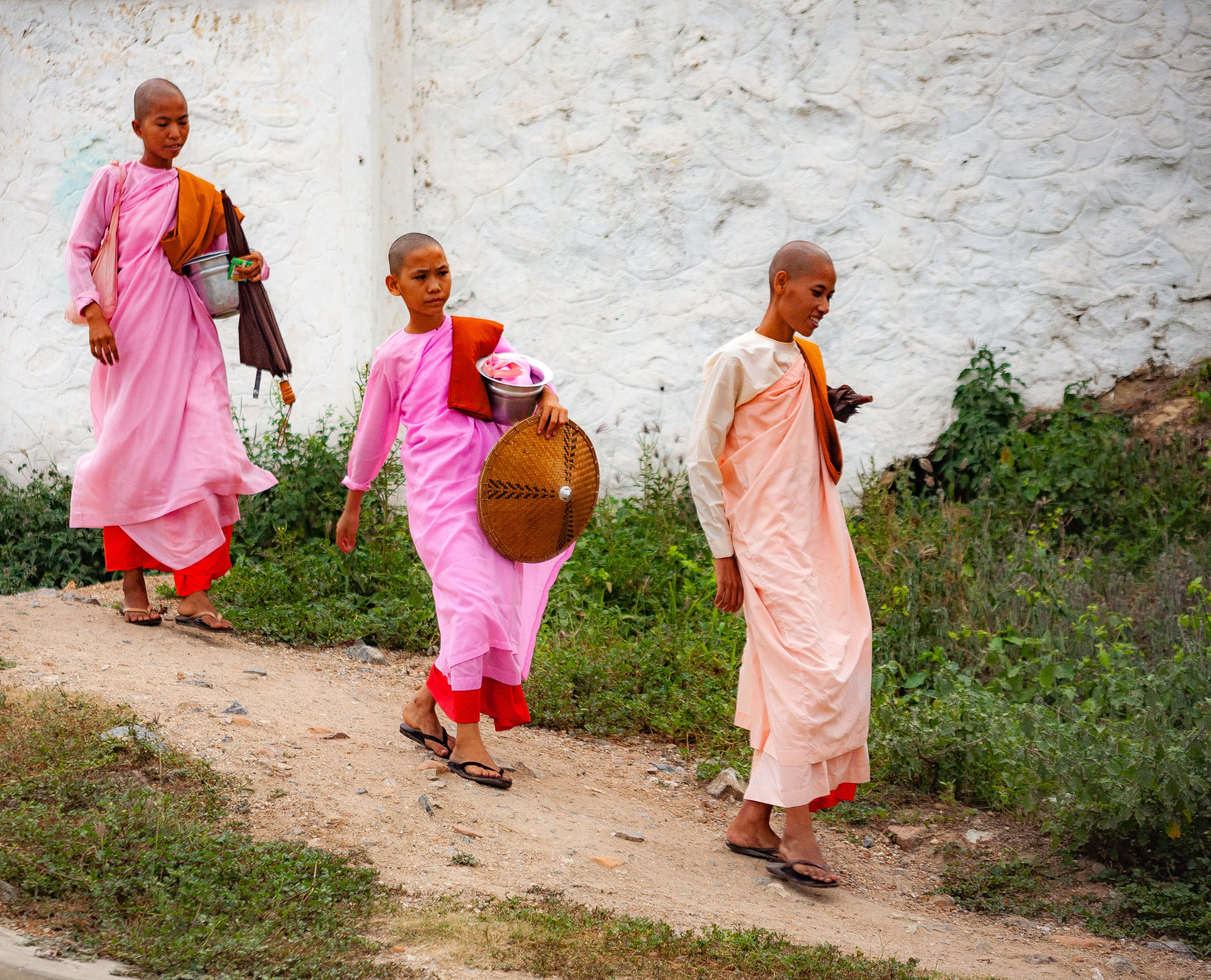 Myanmar, Sagaing Prov, Female Monks, 2009, IMG 2873