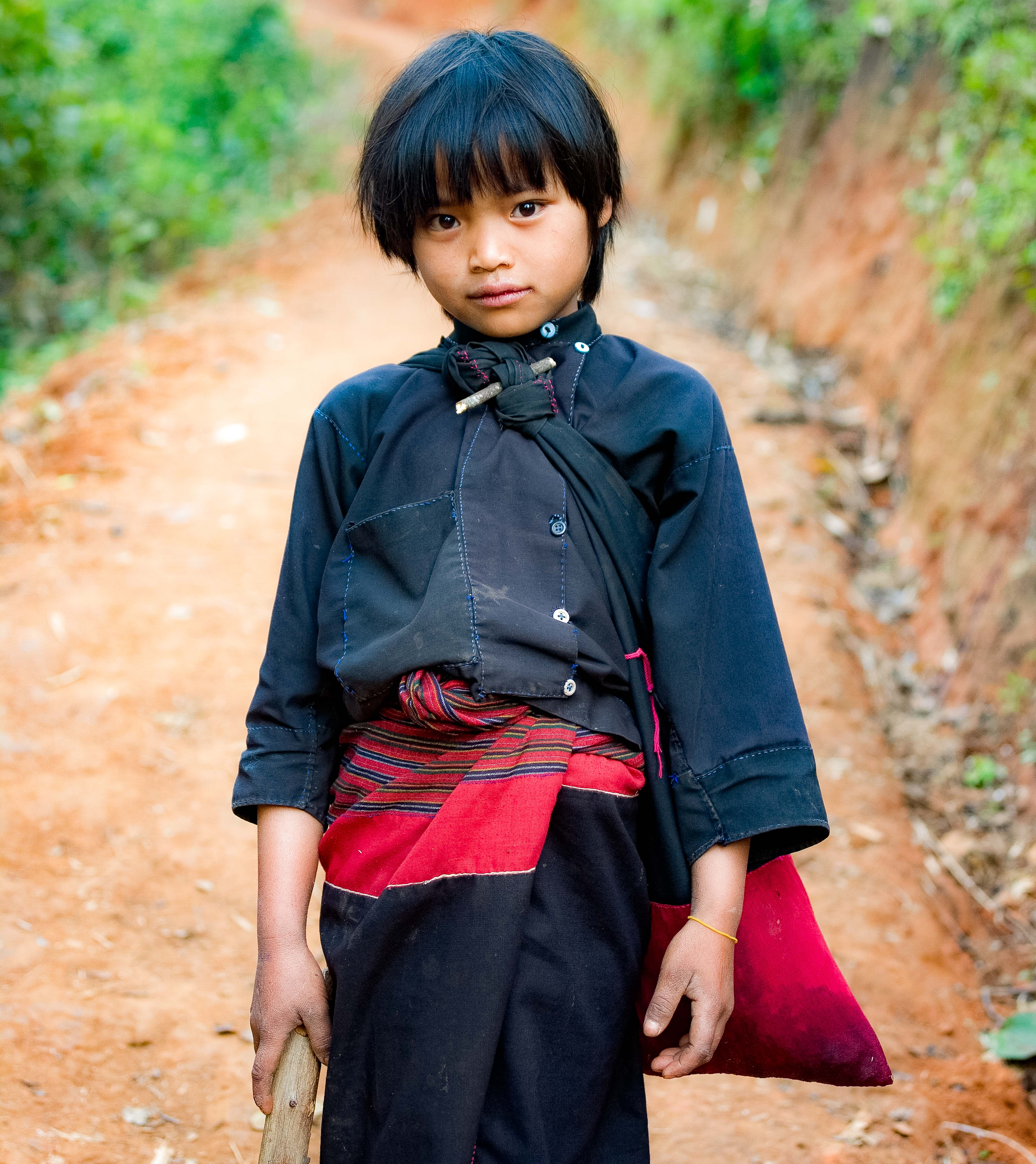 Myanmar, Shan Prov, Eng Girl On Trail, 2008, IMG 7891 CU2