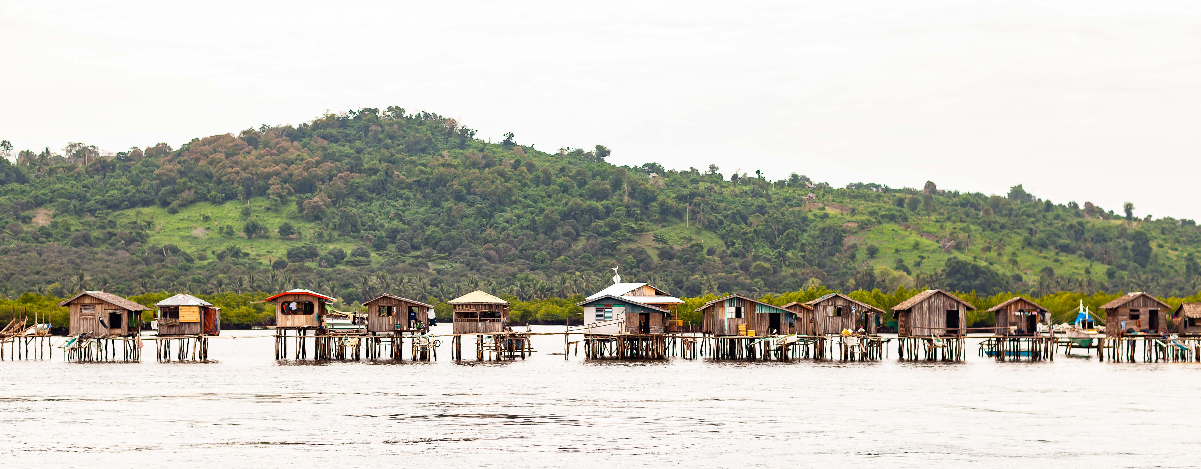 Philippines, Basilan Prov, Houses On Water, 2011, IMG 7882