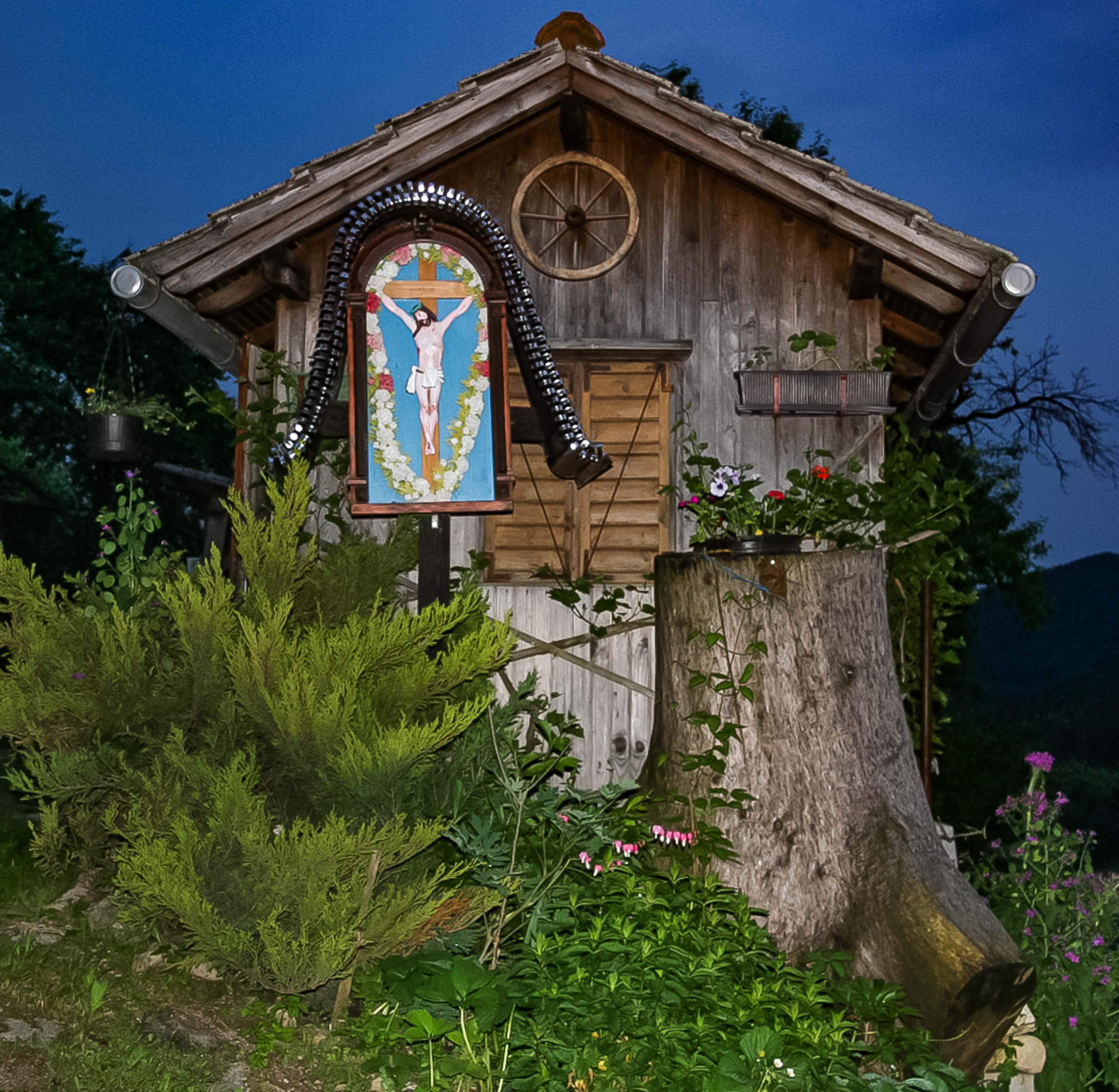 Slovenia, Dobrna Prov, Unusual House With Icon, 2006, IMG 8076