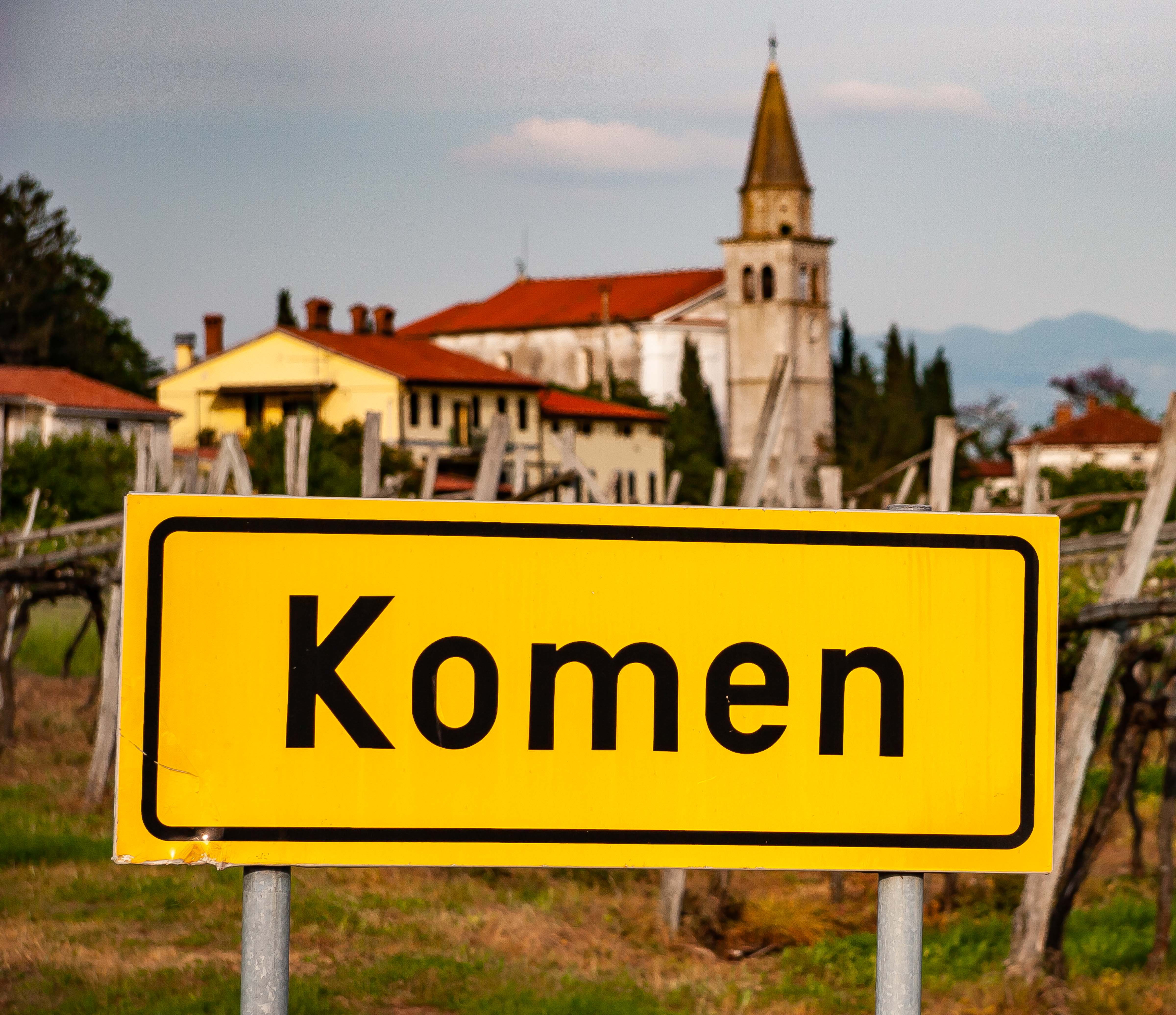 Slovenia, Komen Prov, Komen Sign, 2006, IMG 6796
