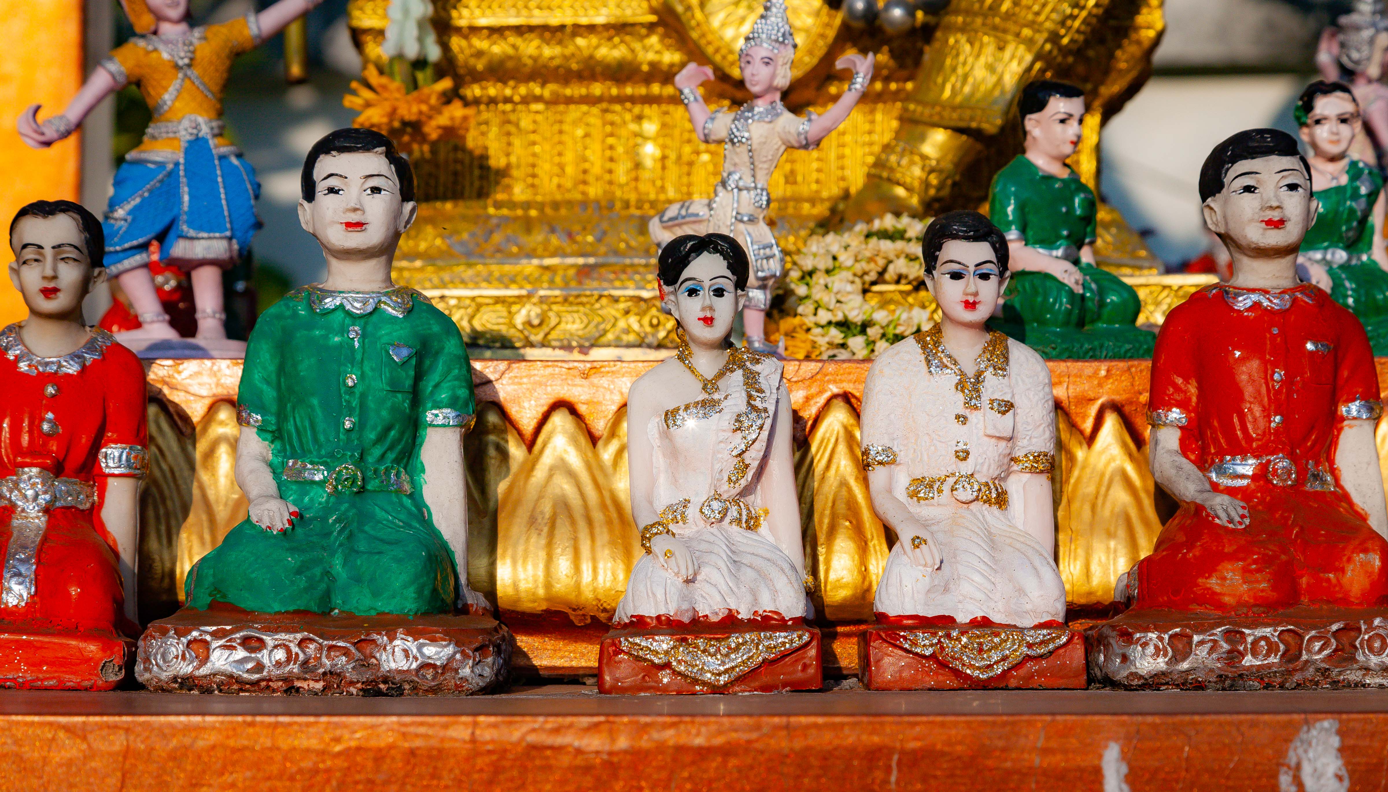 Thailand, Udon Thani Prov, Temple Figurines, 2008, IMG 6229