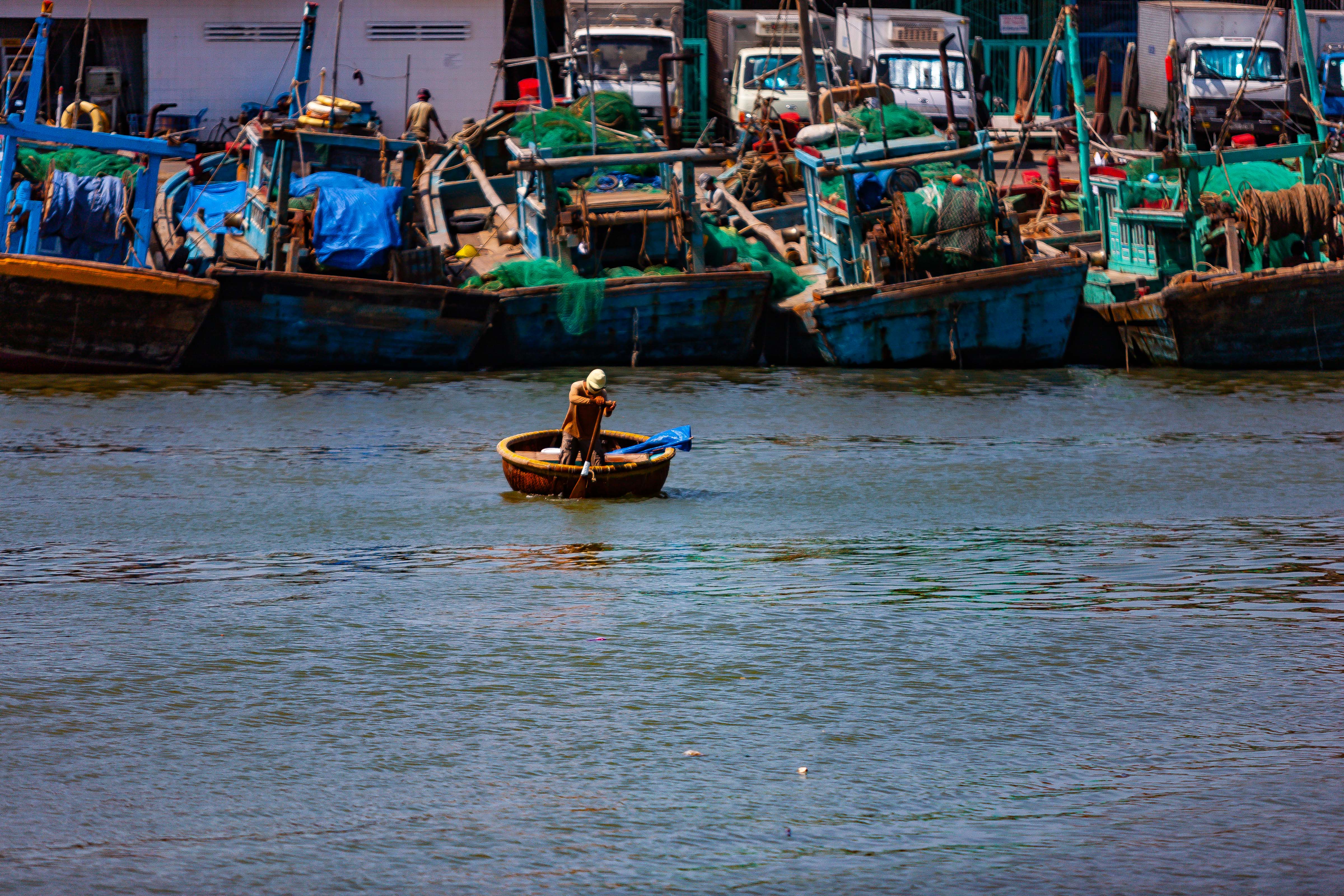 Vietnam, BinhThuan Province, BoatBasket, 2010, img-0632