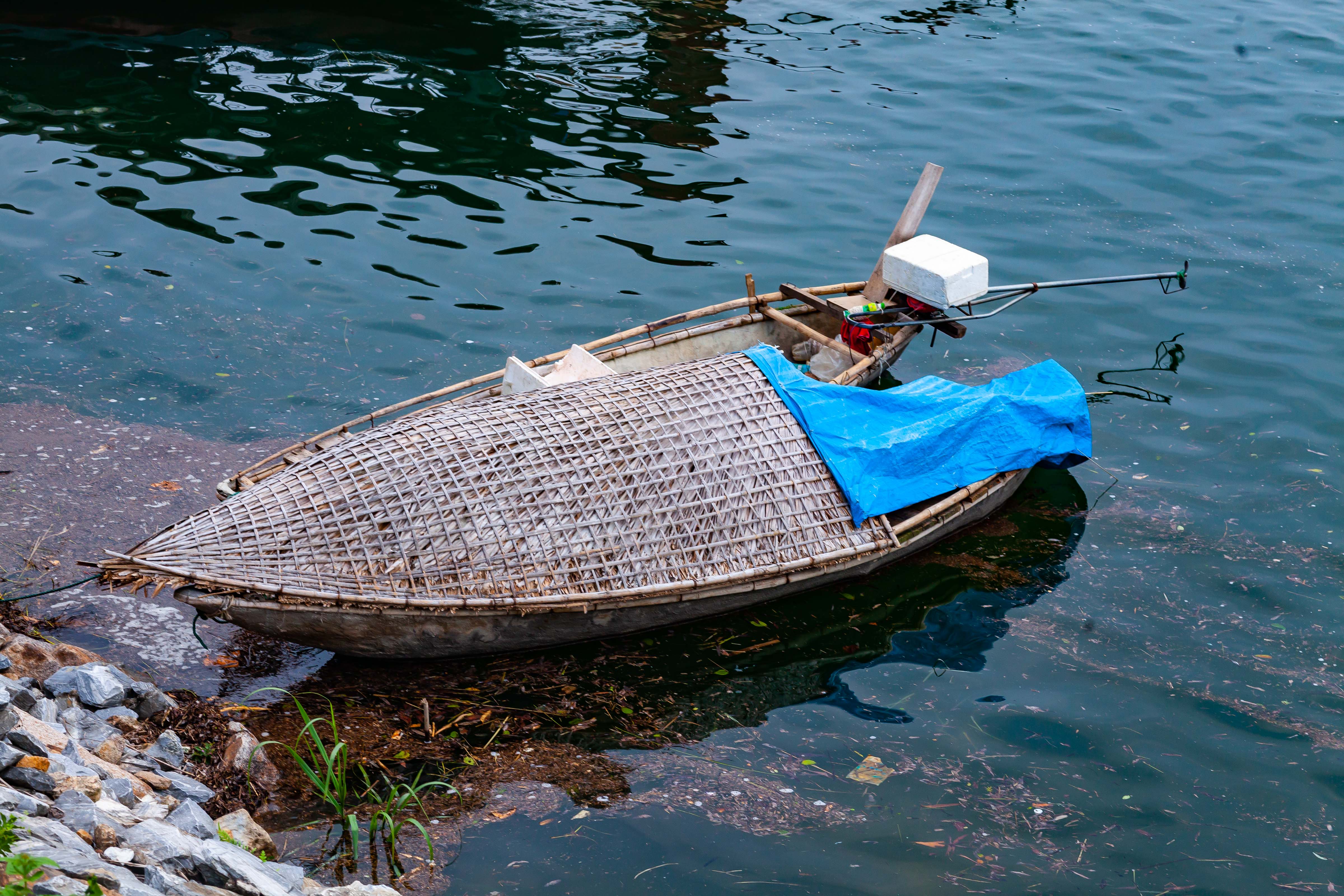 Vietnam, Yen Bai Prov, Covered Fishing Boat, 2011, IMG 1137