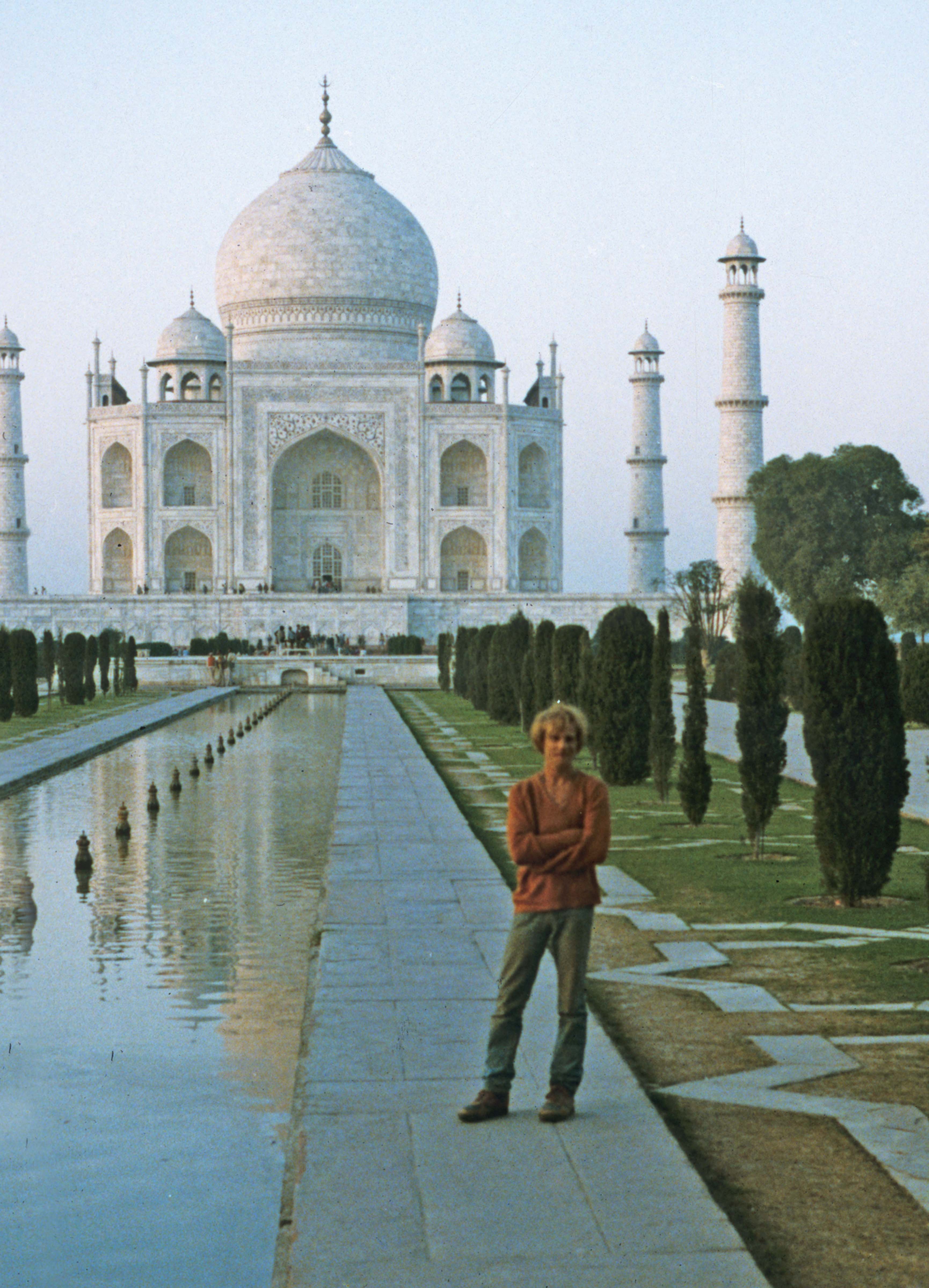 Jeff Shea Arrives at Taj Mahal
